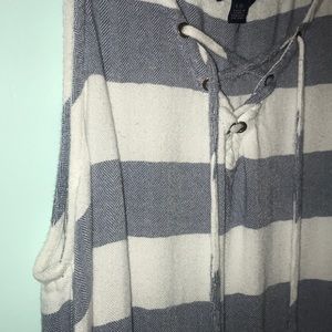 aeropostale blue &white tank top